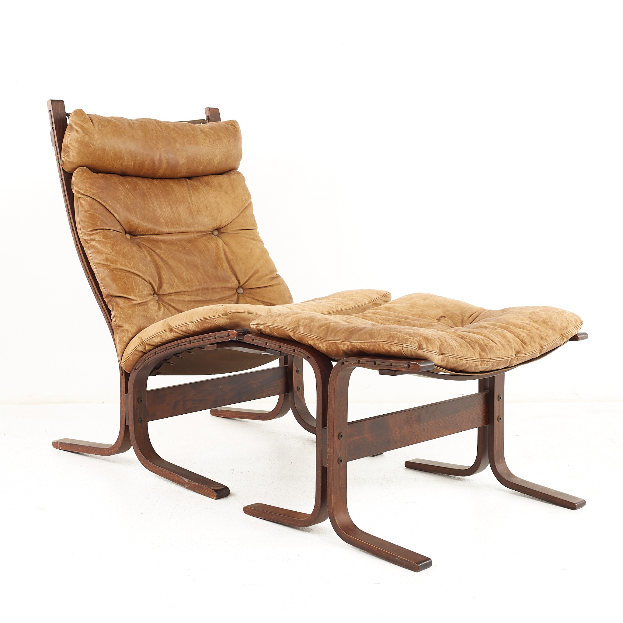 Westnofa Mid Century Leather Siesta Lounge Chair and Ottoman