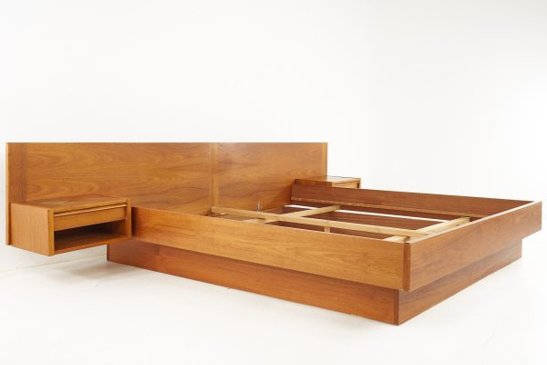Jesper Mid Century Danish Teak King Platform Bed with Floating Nightstands