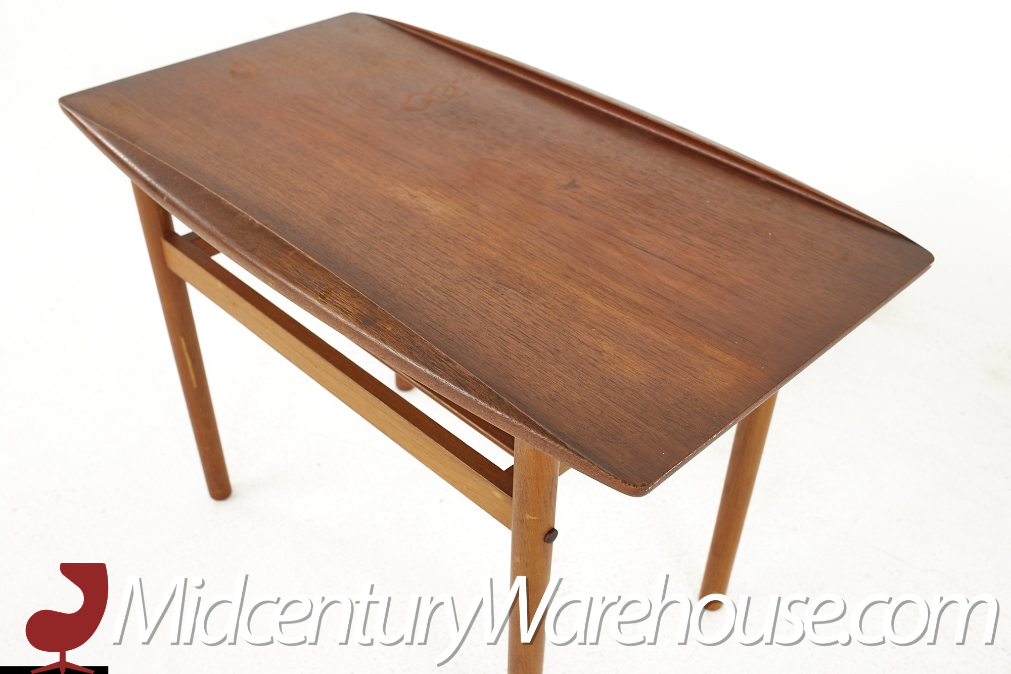 Grete Jalk グレーテ ヤルク P. Jeppesen DENMARK Bellbet | Dining chairs PJ 3-2 by Grete Jalk for P. Jeppesen