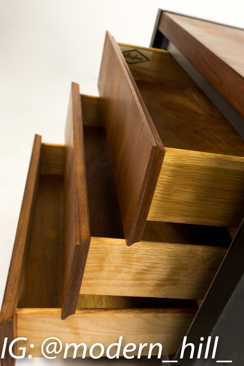 Milo Baughman for Dillingham Mid Century Modern Nightstands