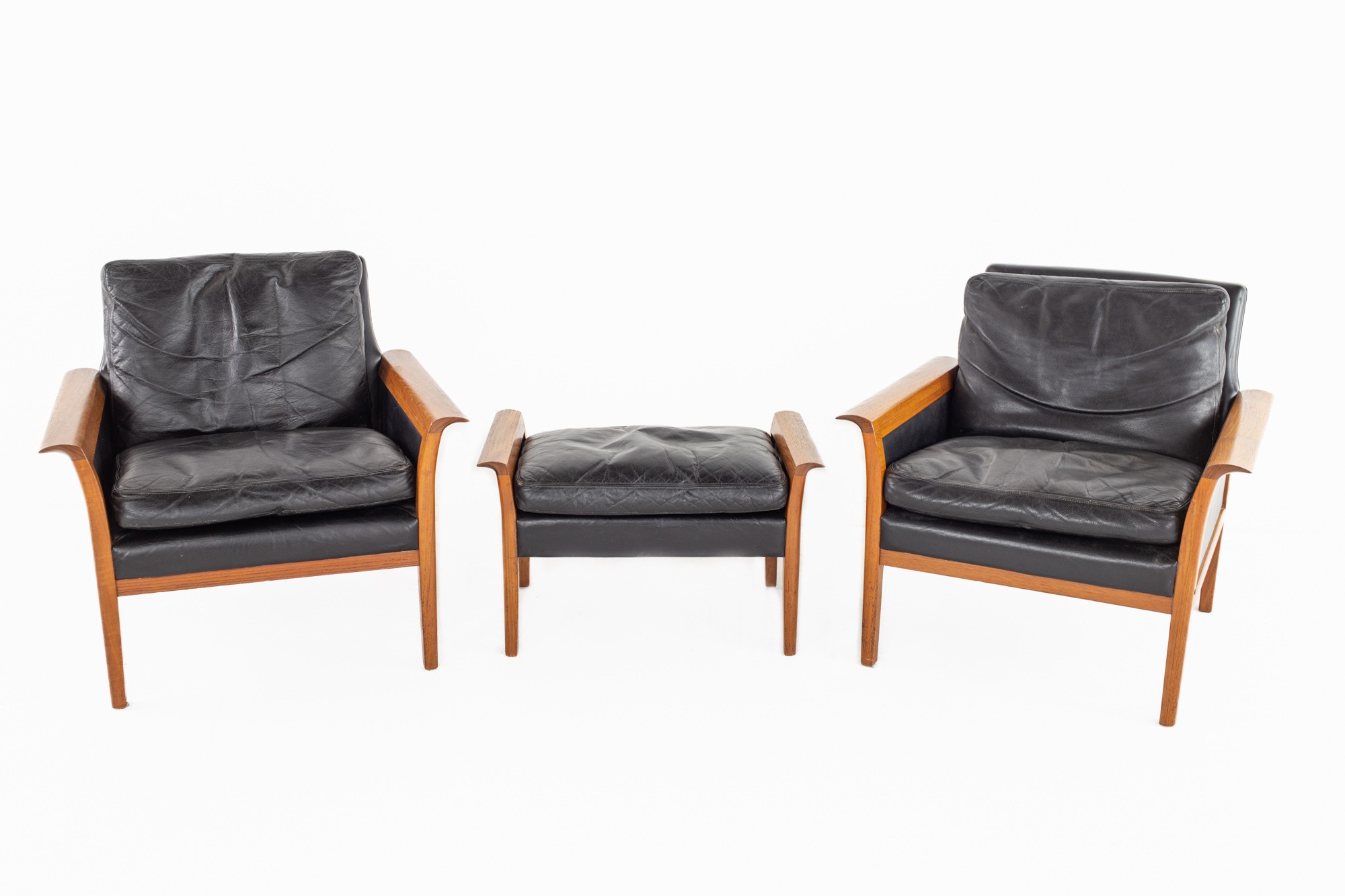 Knut Sæter for Vatne Mobler Mid Century Teak and Black Leather Chair and Ottoman Set