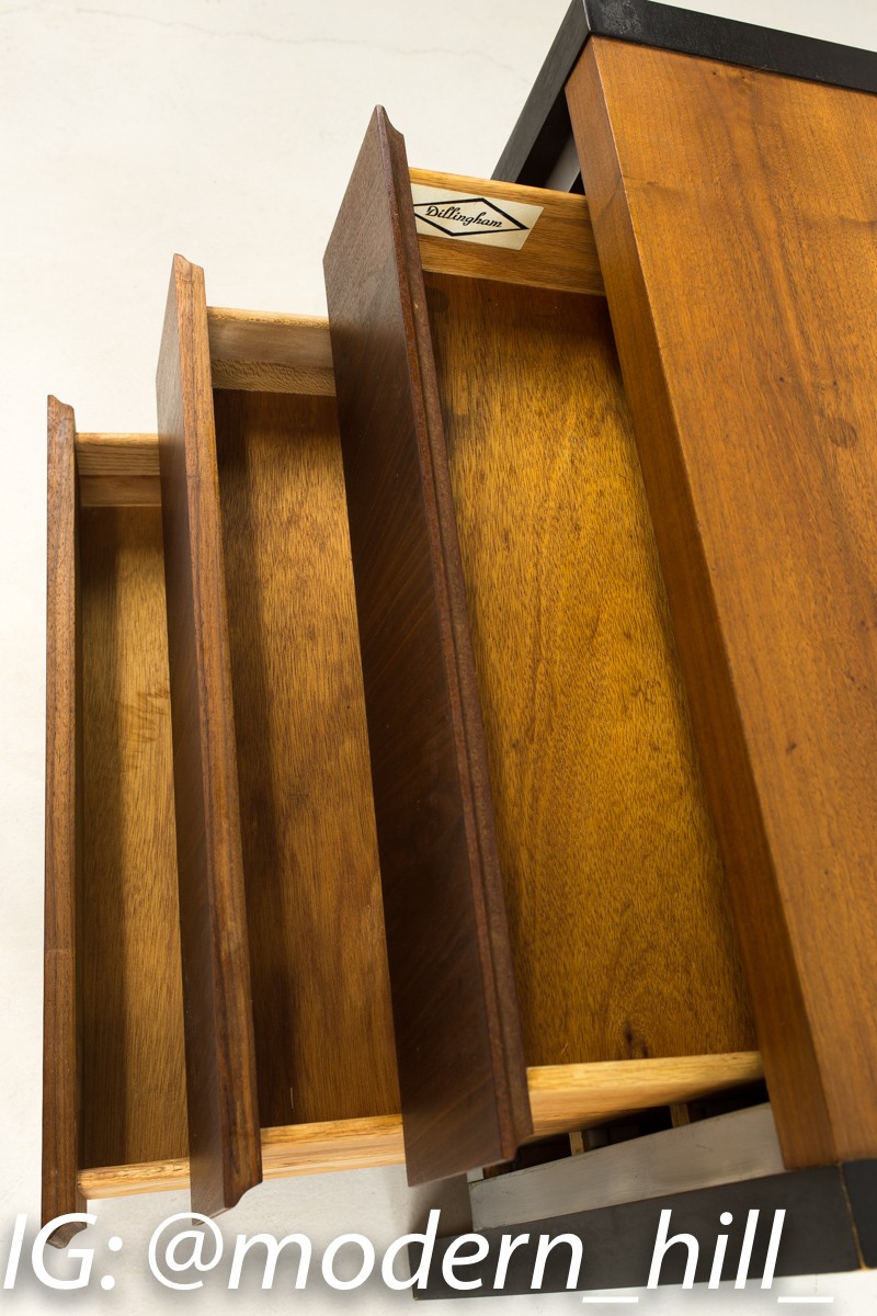 Milo Baughman for Dillingham Mid Century Modern Nightstands