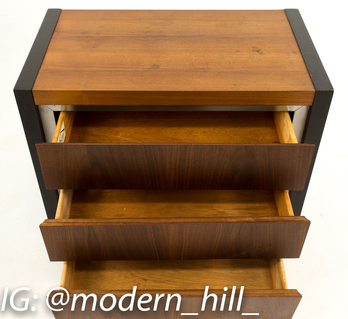 Milo Baughman for Dillingham Mid Century Modern Nightstands