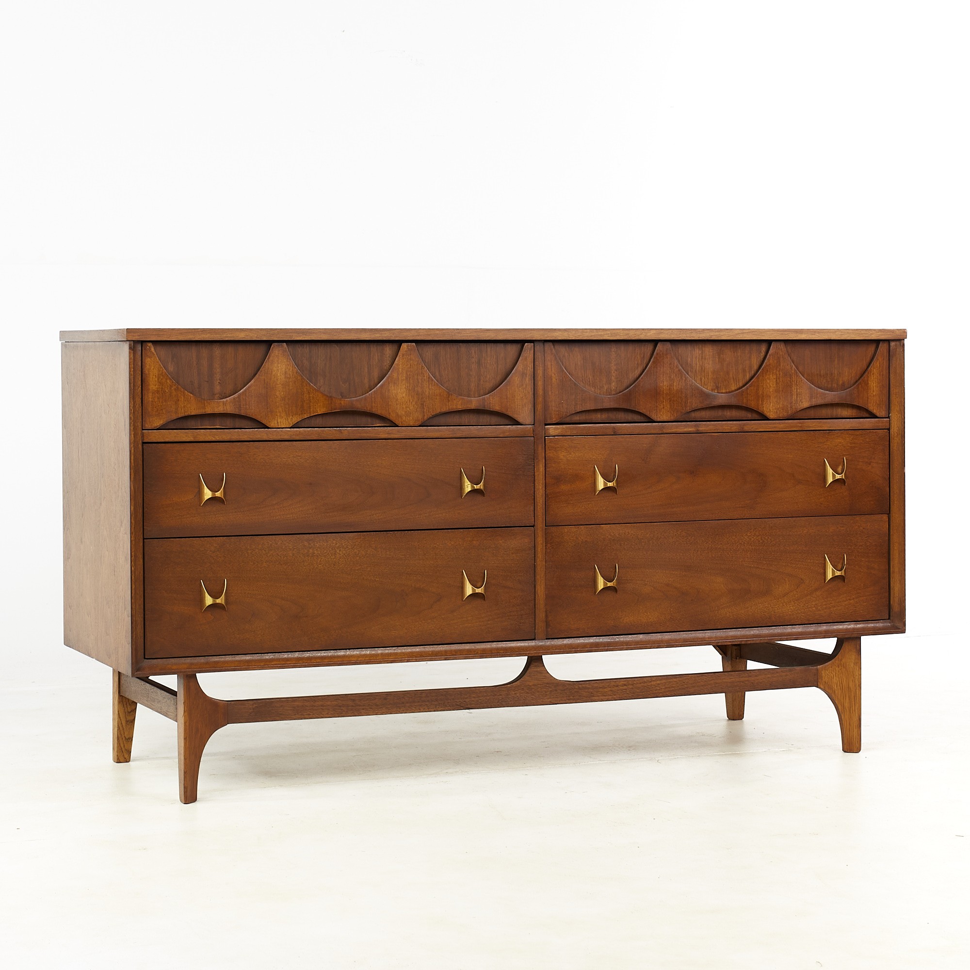 Broyhill Brasilia Mid Century Walnut 6-drawer Lowboy Dresser
