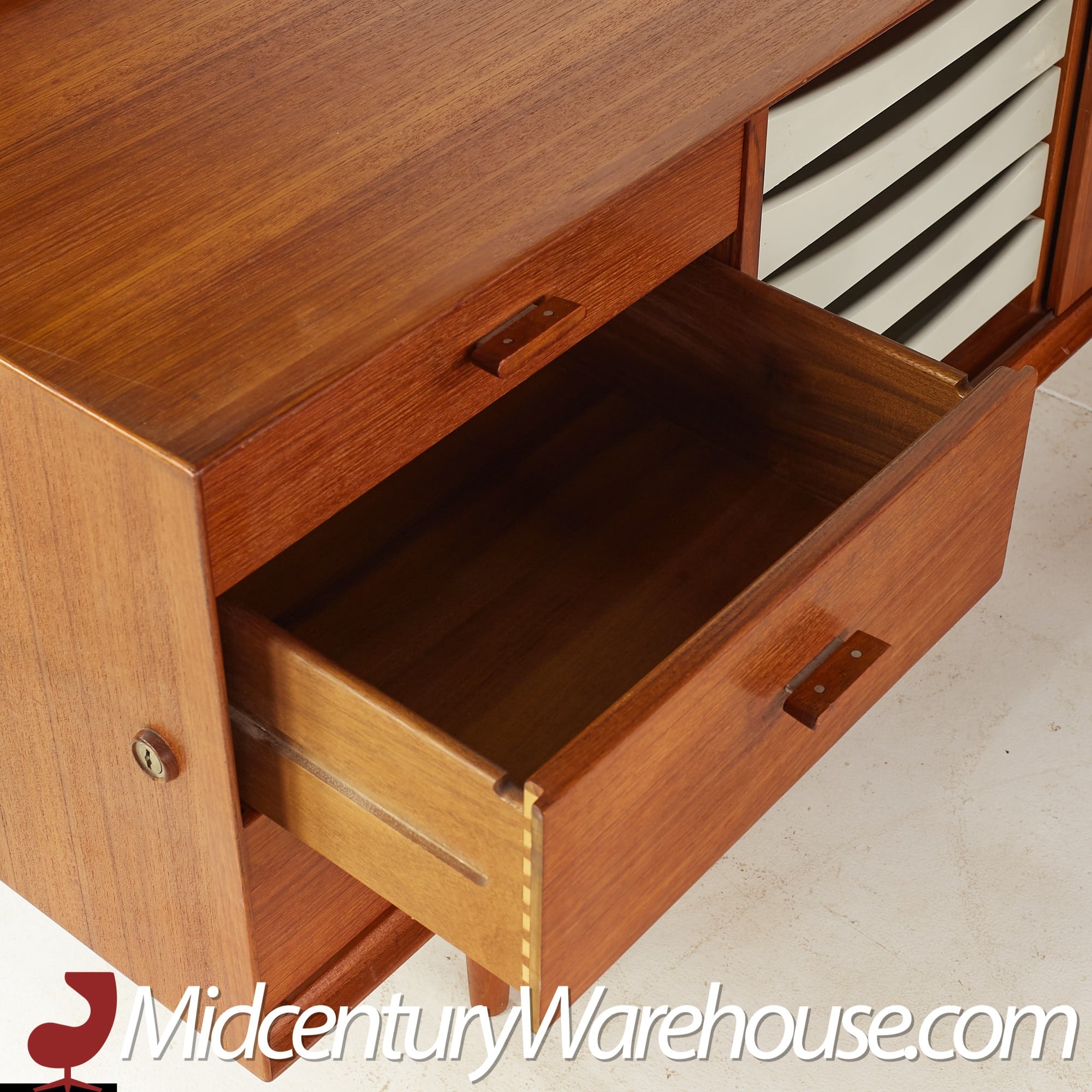Images | Mid Century Modern Furniture - Mid Century Furniture Chicago