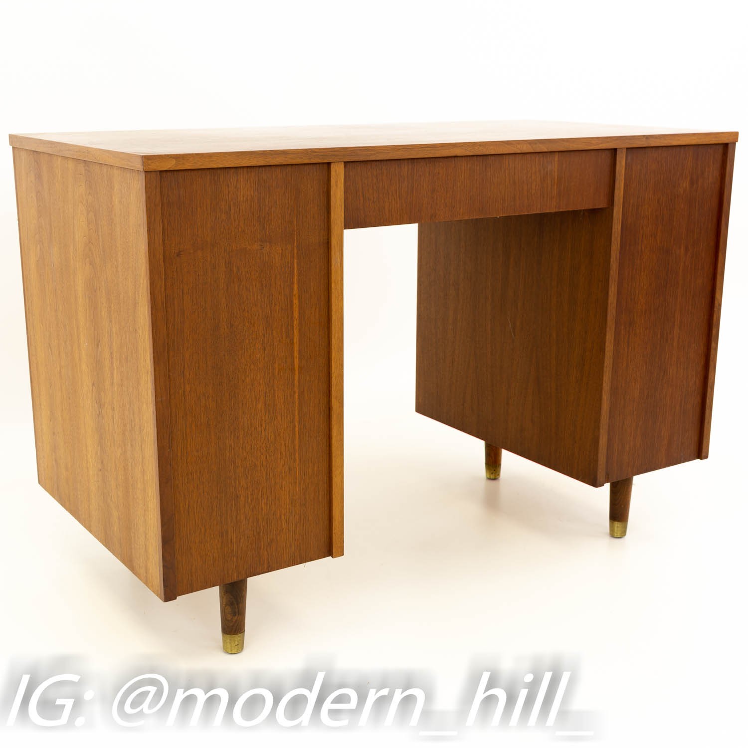 Sligh Mid Century Modern Walnut Desk