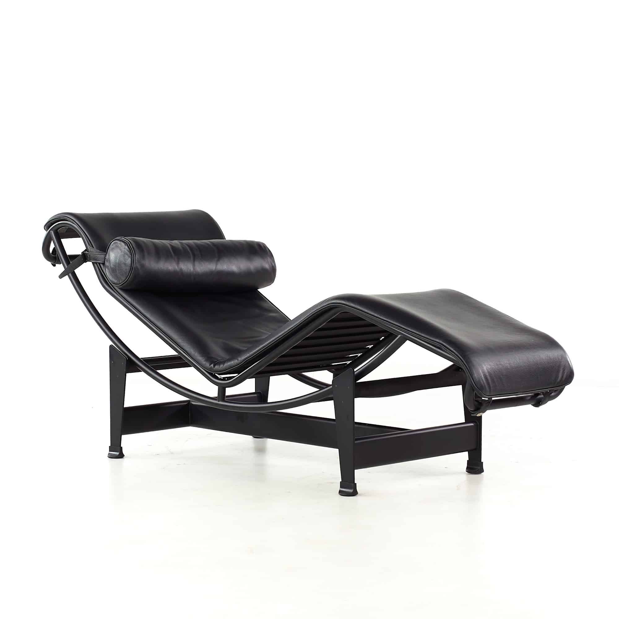 Le Corbusier Mid Century LC4 Chaise Lounge Chair