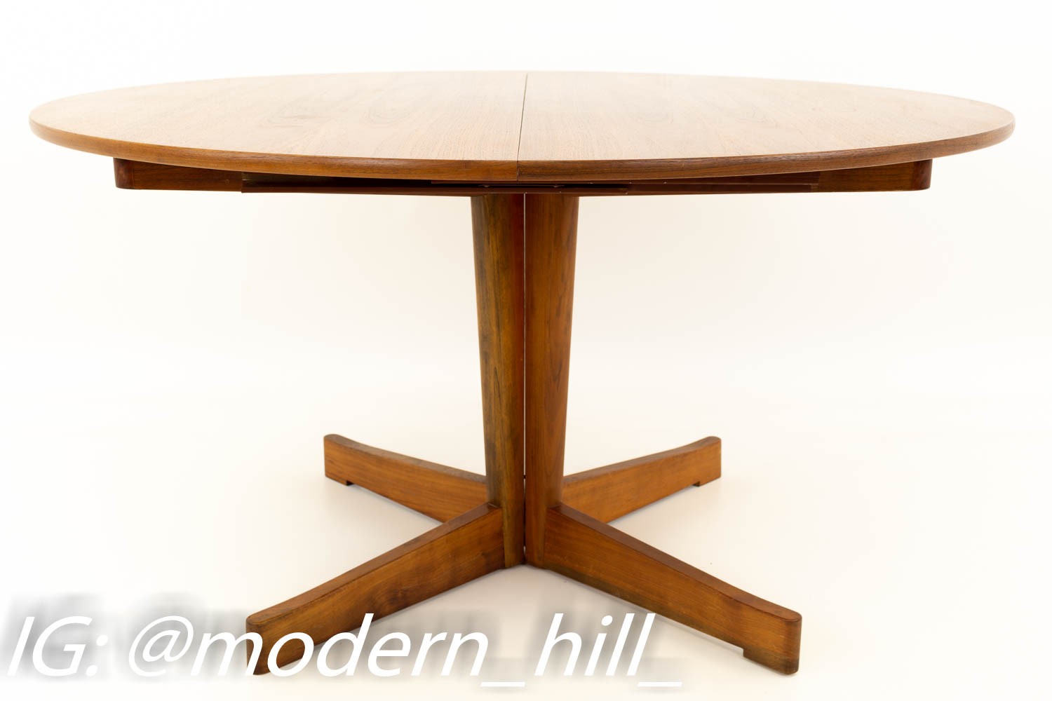 Dillingham Round Expanding Walnut Pedestal Mid Century Dining Table