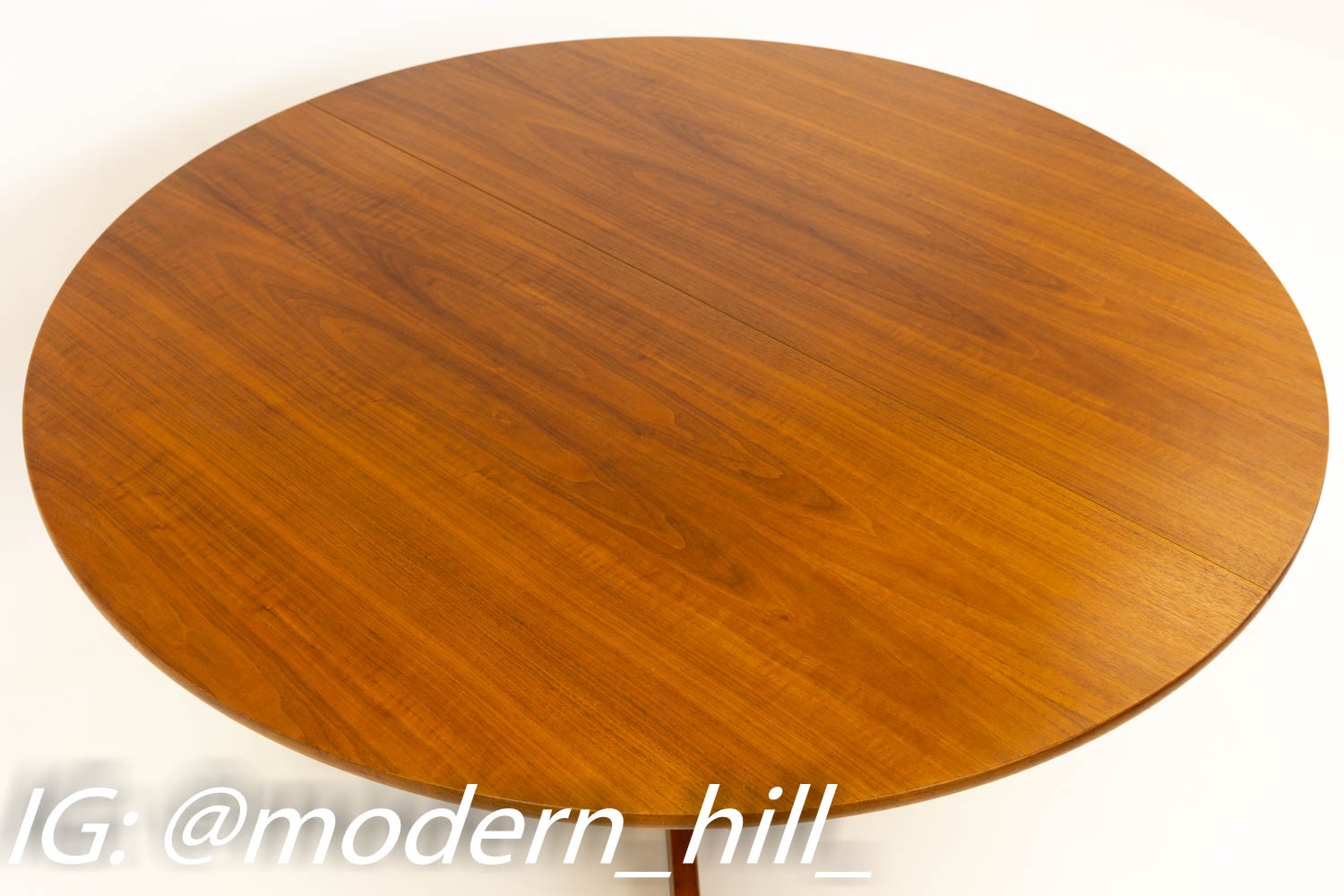 Dillingham Round Expanding Walnut Pedestal Mid Century Dining Table
