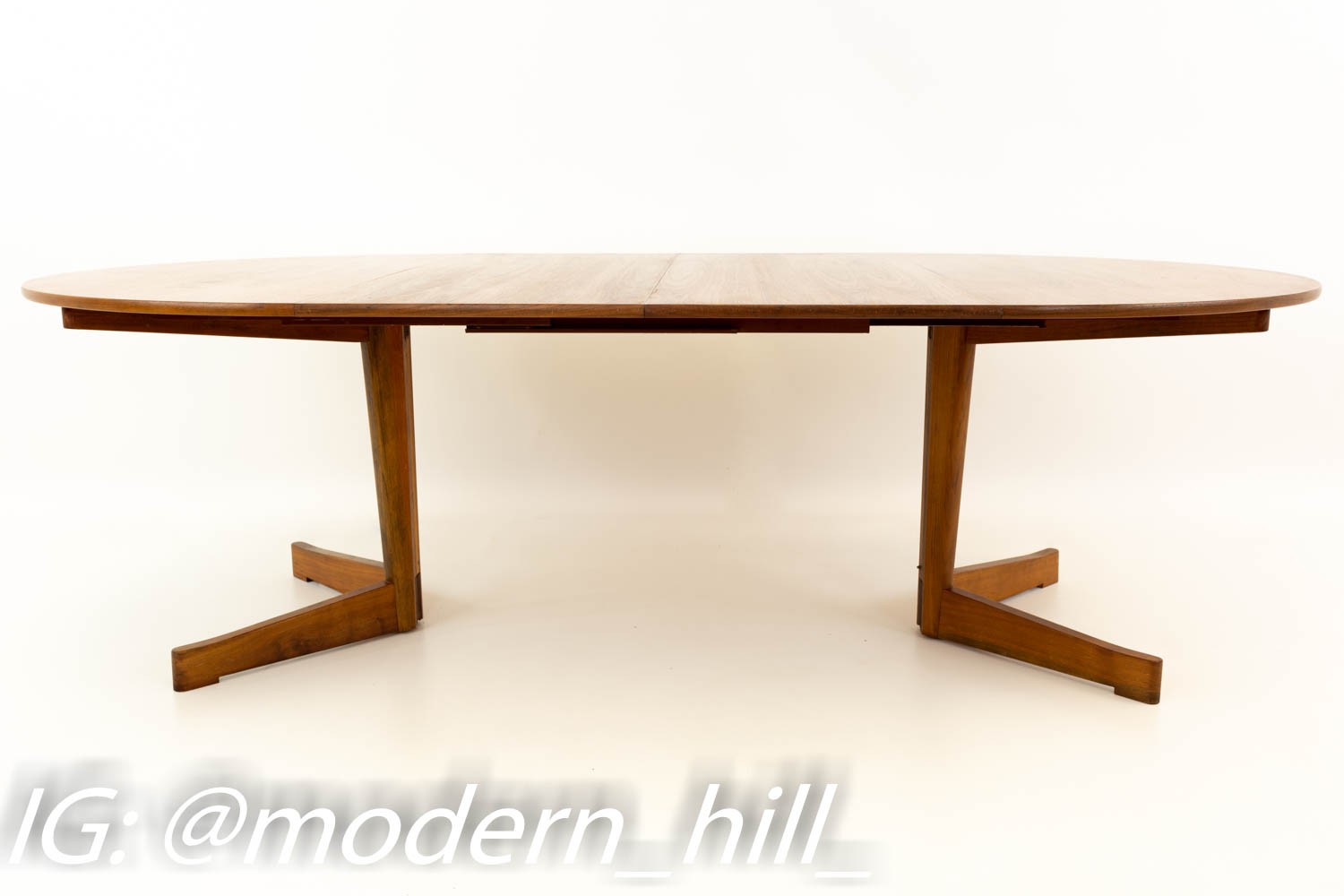Dillingham Round Expanding Walnut Pedestal Mid Century Dining Table
