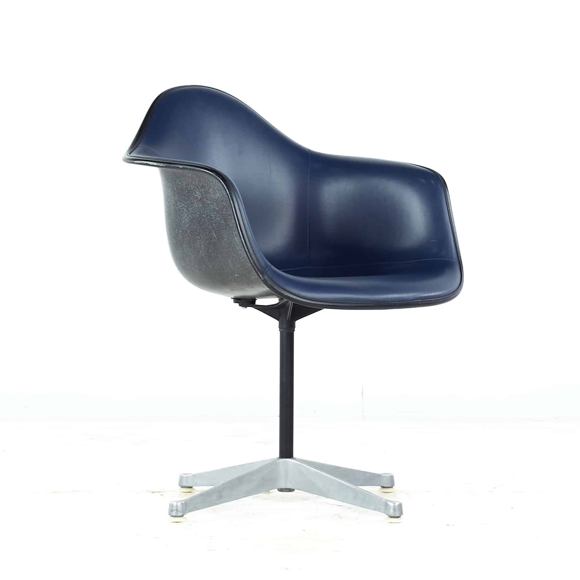 Charles Eames for Herman Miller Mid Century Upholstered Shell Office Chair