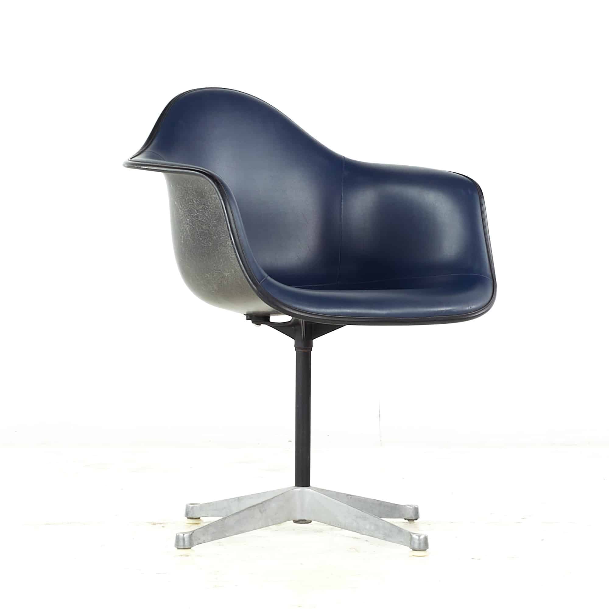 Charles Eames for Herman Miller Mid Century Upholstered Shell Office Chair