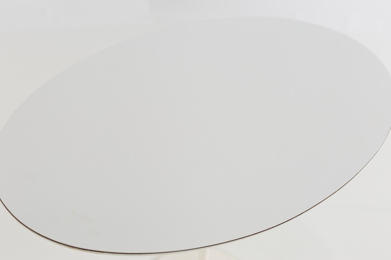 Eero Saarinen for Knoll Mid Century Laminate Side End Table