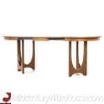 broyhill brasilia mid century walnut pedestal table with 3 leaves
