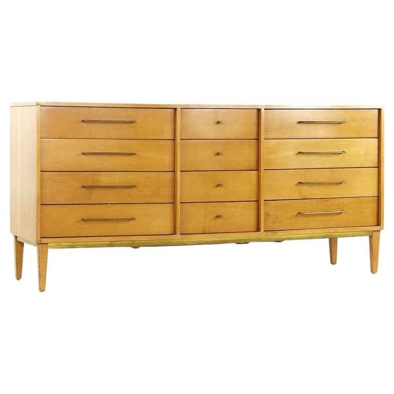 Henredon Mid Century Walnut and Brass 8 Drawer Lowboy Dresser