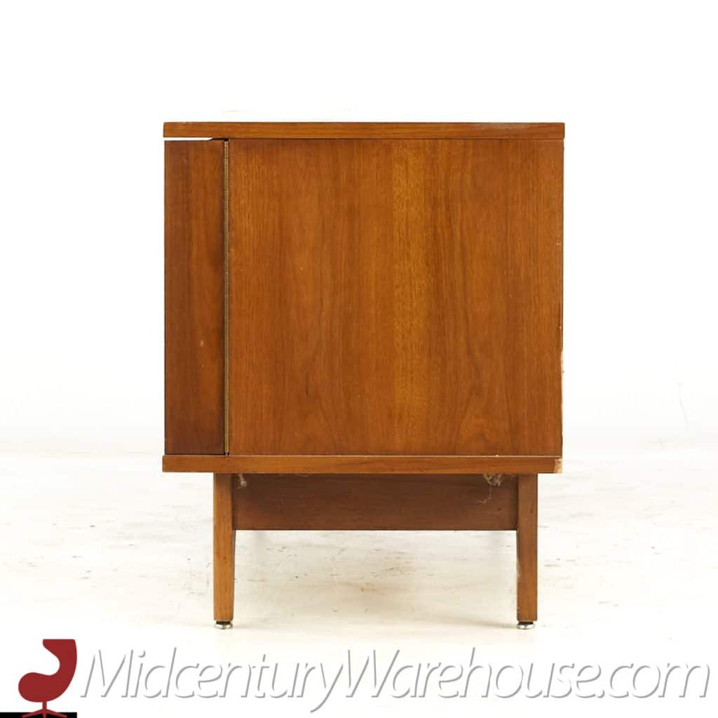 Young Manufacturing Mid Century Walnut Curved Buffet and Hutch