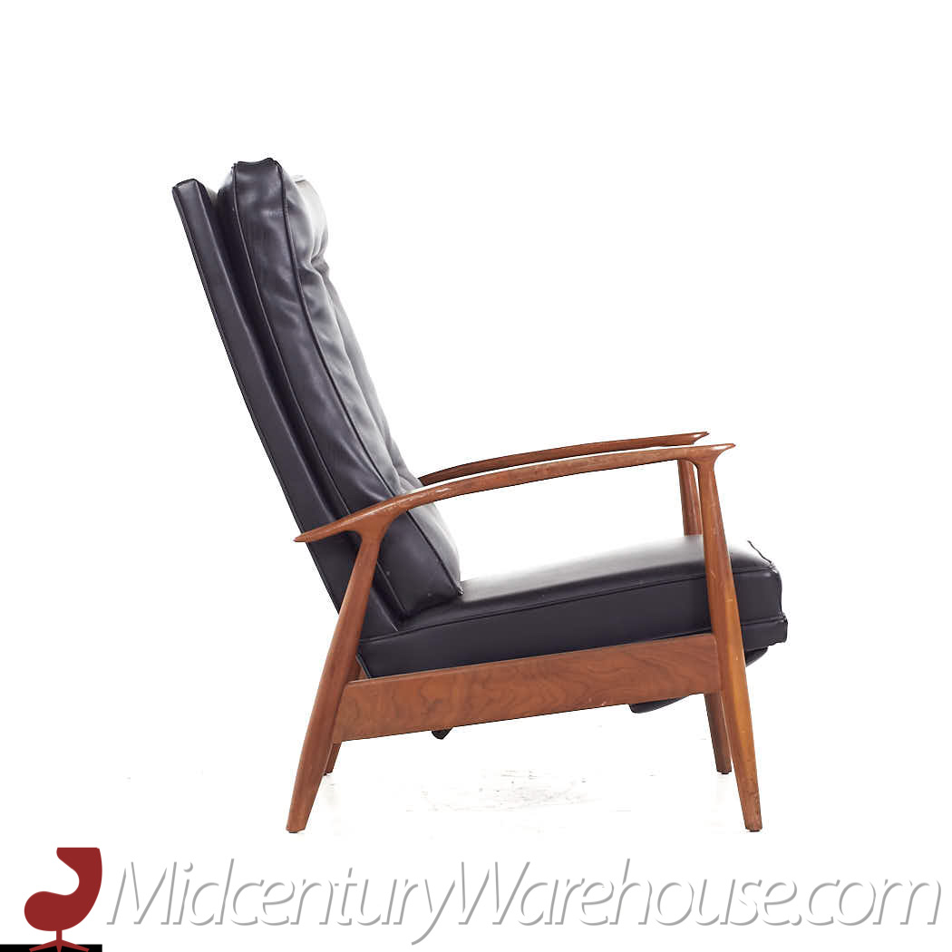 Milo Baughman for James Inc Mid Century Walnut Recliner Lounge Chair