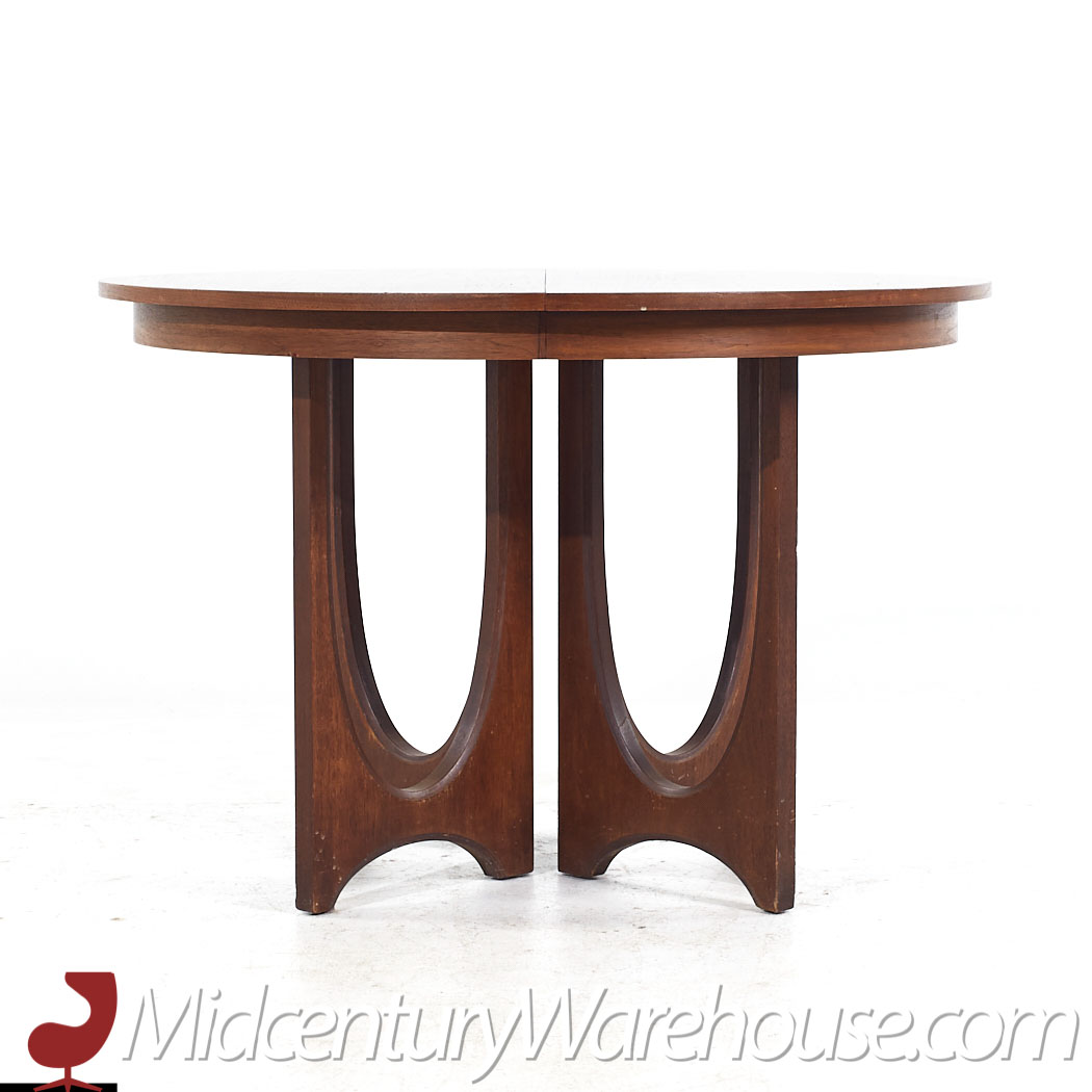 Broyhill Brasilia Mid Century Walnut Expanding Pedestal Dining Table with 3 Leaves