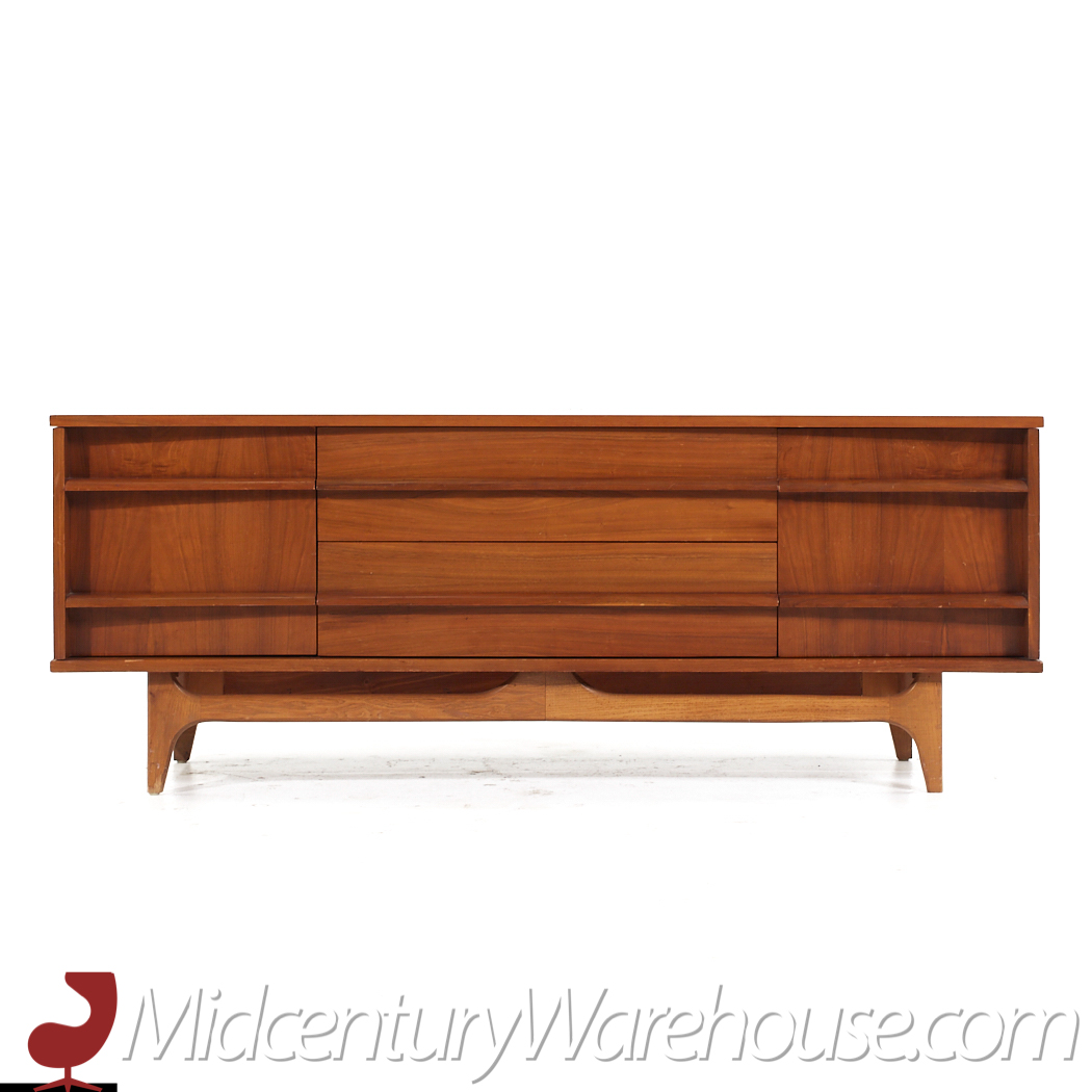 Young Manufacturing Mid Century Walnut Curved Buffet and Hutch