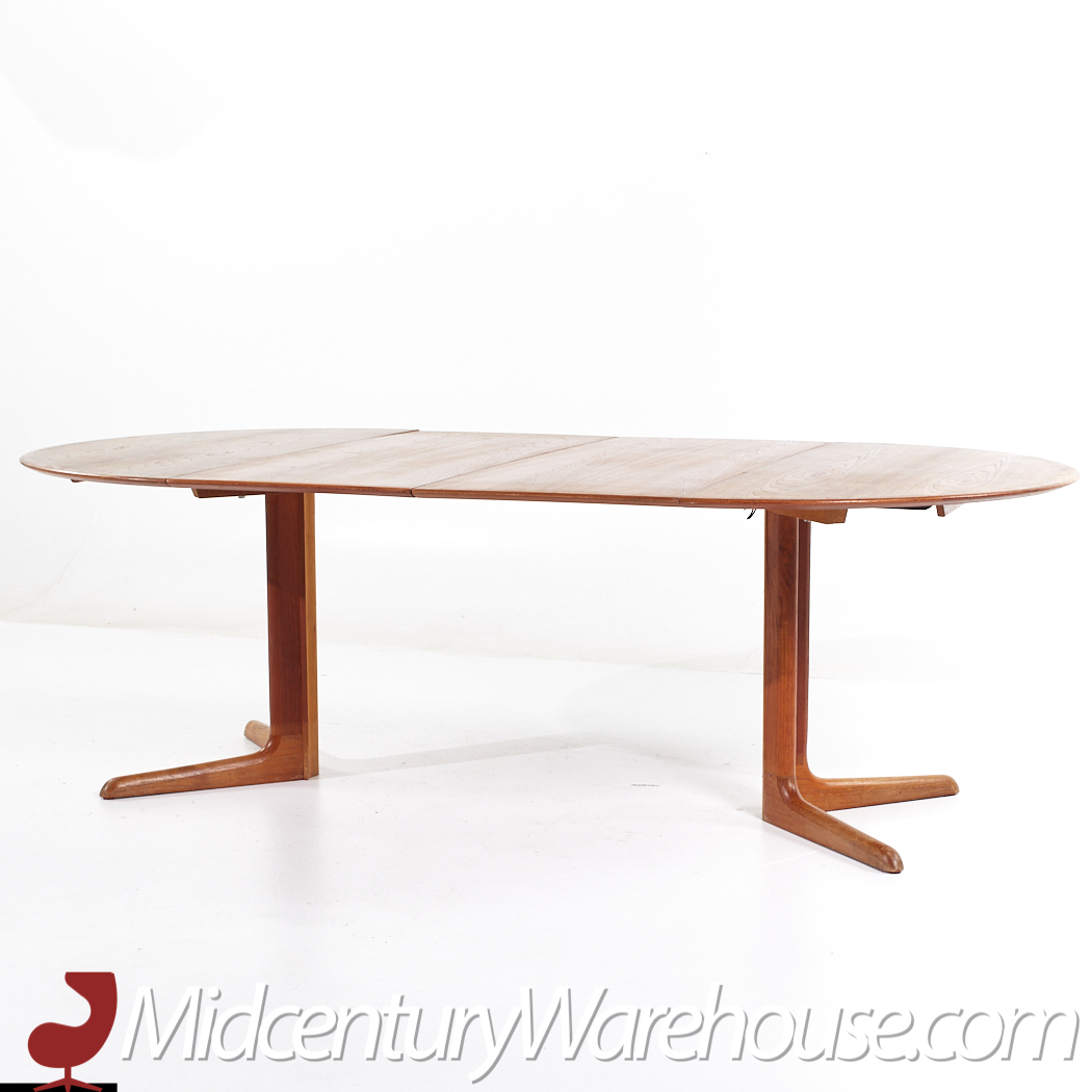 Skovby Mid Century Danish Teak Expanding Dining Table with 2 Leaves