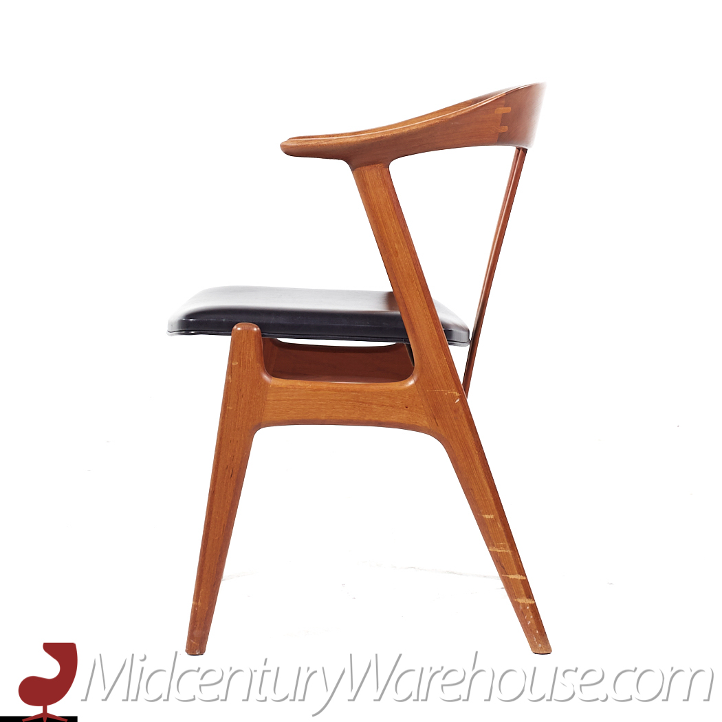 Arne Hovmand Olsen Style Mid Century Danish Teak Chair