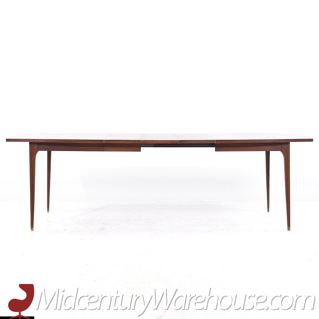 Broyhill Brasilia Walnut Expanding Dining Table with 3 Leaves