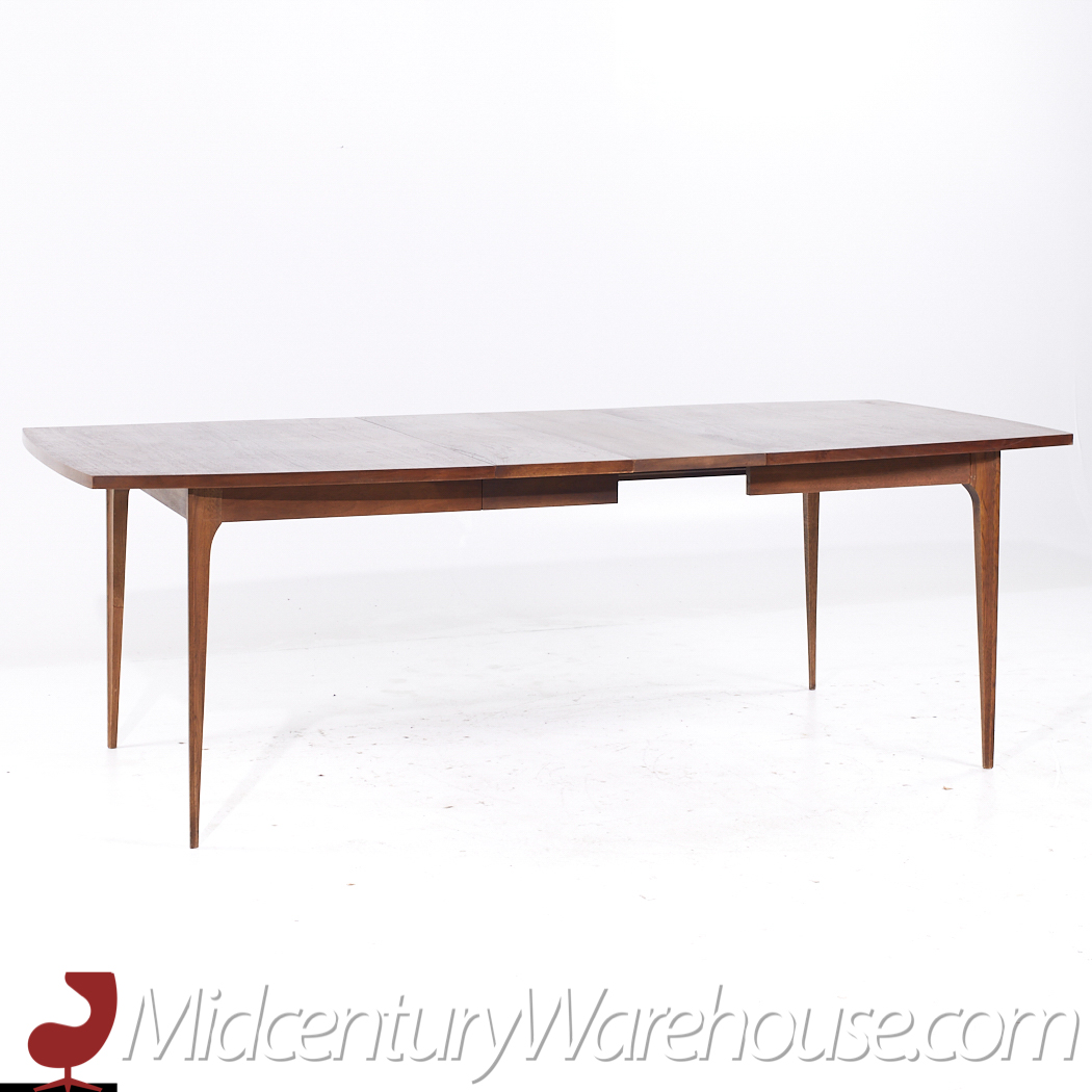 Broyhill Brasilia Mid Century Walnut Expanding Dining Table with 3 Leaves