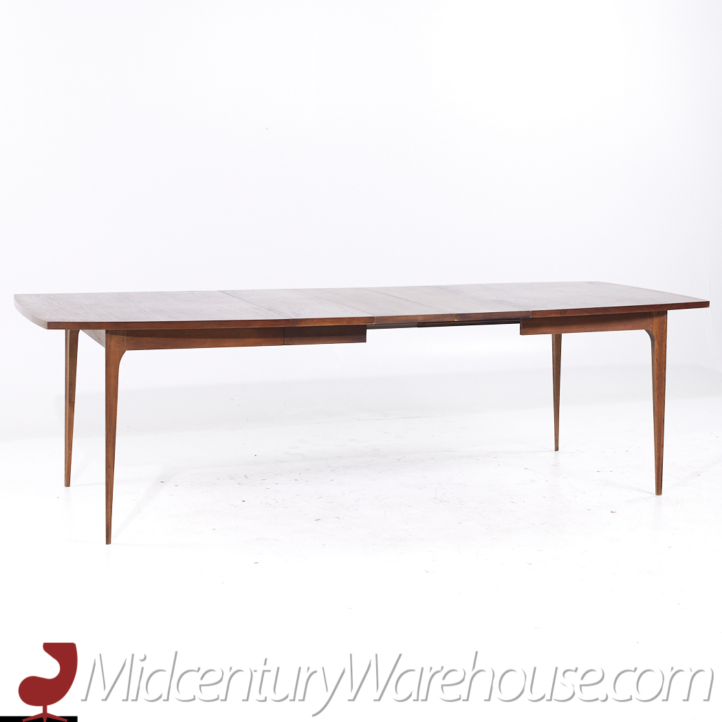 Broyhill Brasilia Mid Century Walnut Expanding Dining Table with 3 Leaves
