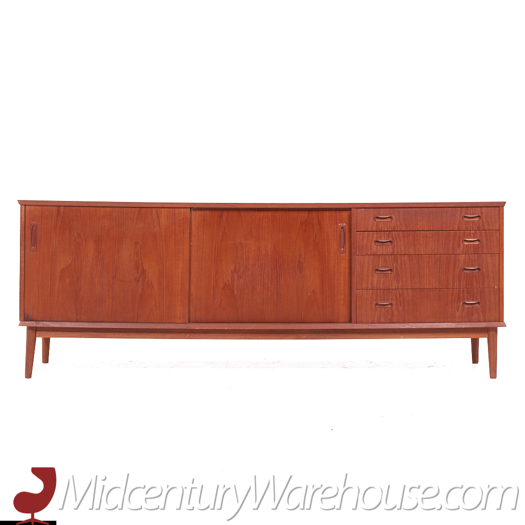 Arne Vodder Style Mid Century Teak Credenza and Hutch