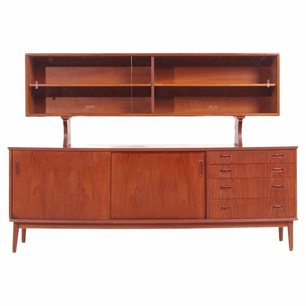 Lane Buffet Lane First Edition Mid Century Walnut Buffet and Hutch | Mid Century ...