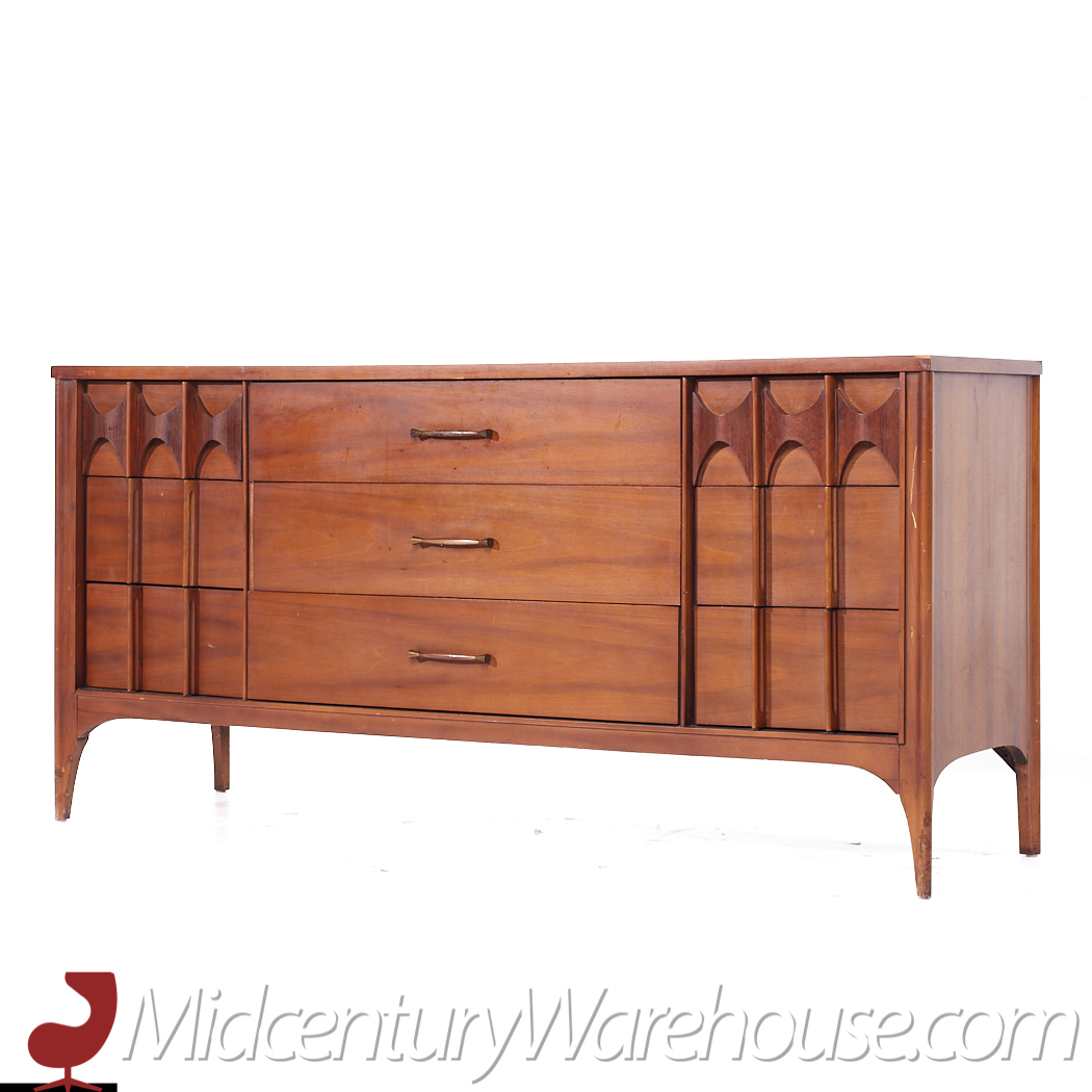 Kent Coffey Perspecta Mid Century Walnut and Rosewood 9 Drawer Dresser