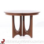 Broyhill Brasilia Mid Century Walnut Pedestal Dining Table