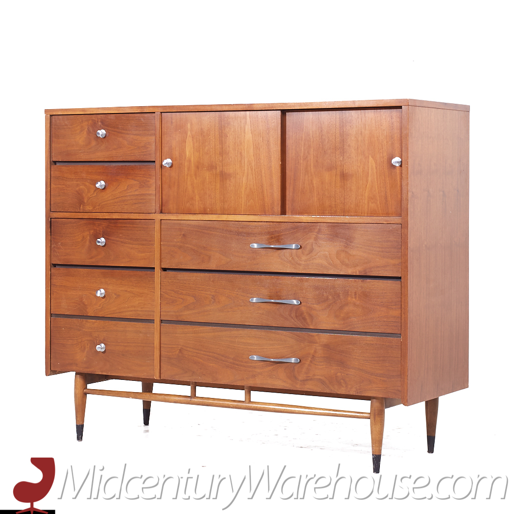 Lane Acclaim Magna Mid Century Walnut Dresser