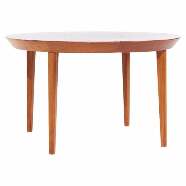 Kofod Larsen Style Mid Century Danish Teak Expanding Dining Table with 1 Leaf