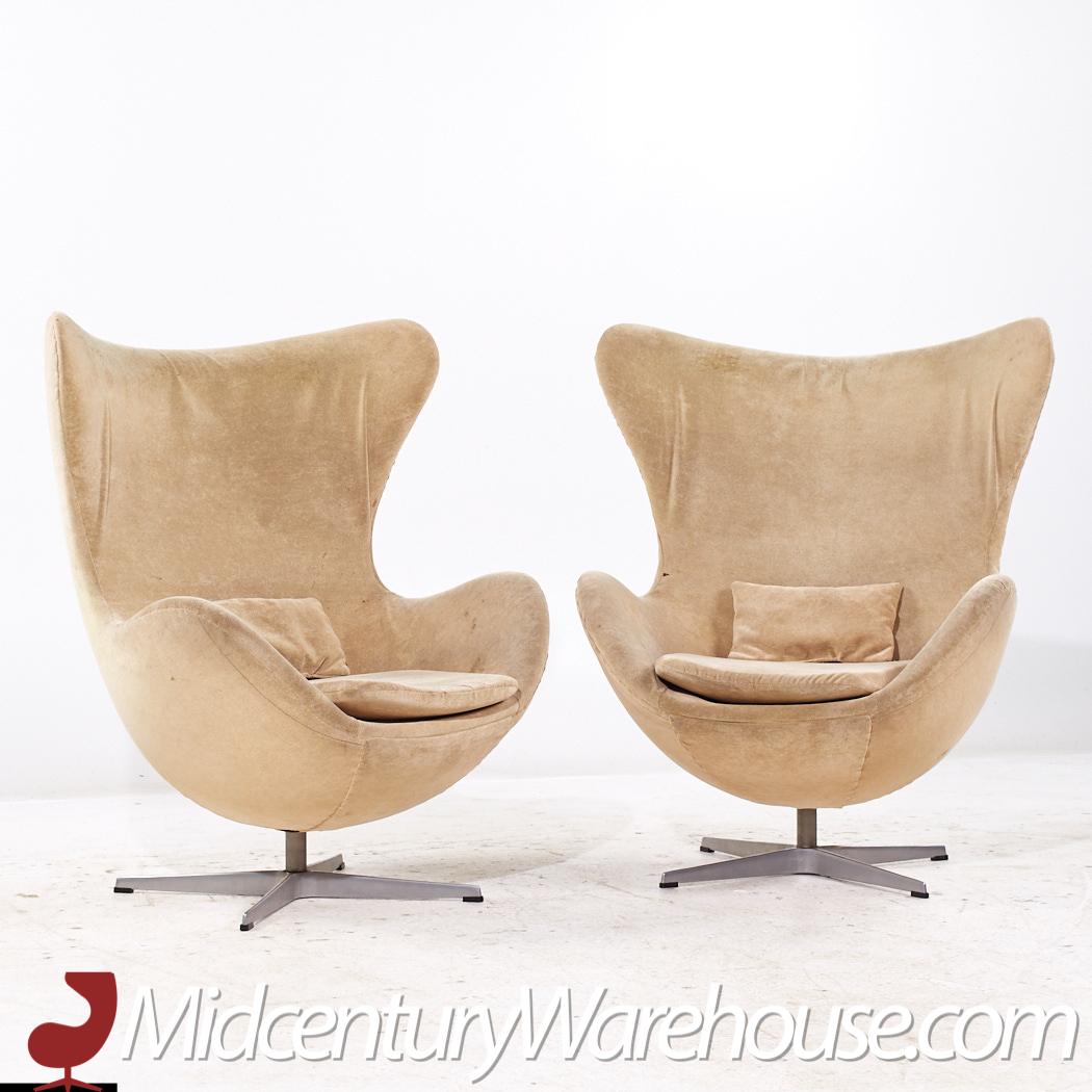 Arne Jacobsen for Fritz Hansen Mid Century Egg Chairs - Pair