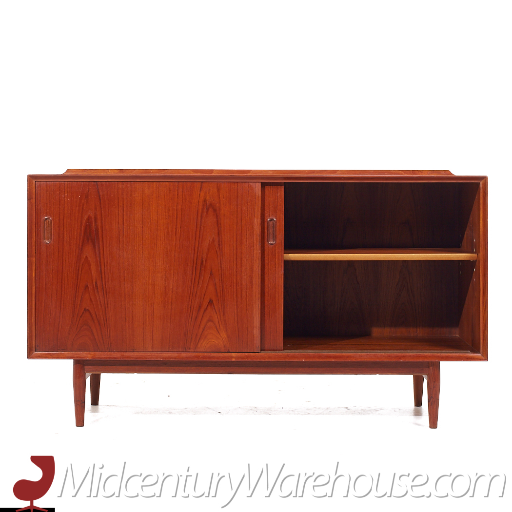 Arne Vodder for Sibast Mid Century Danish Teak Credenza