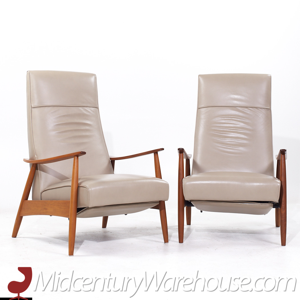 Milo Baughman for Thayer Coggin Leather and Walnut Lounge Chair Recliner - Pair