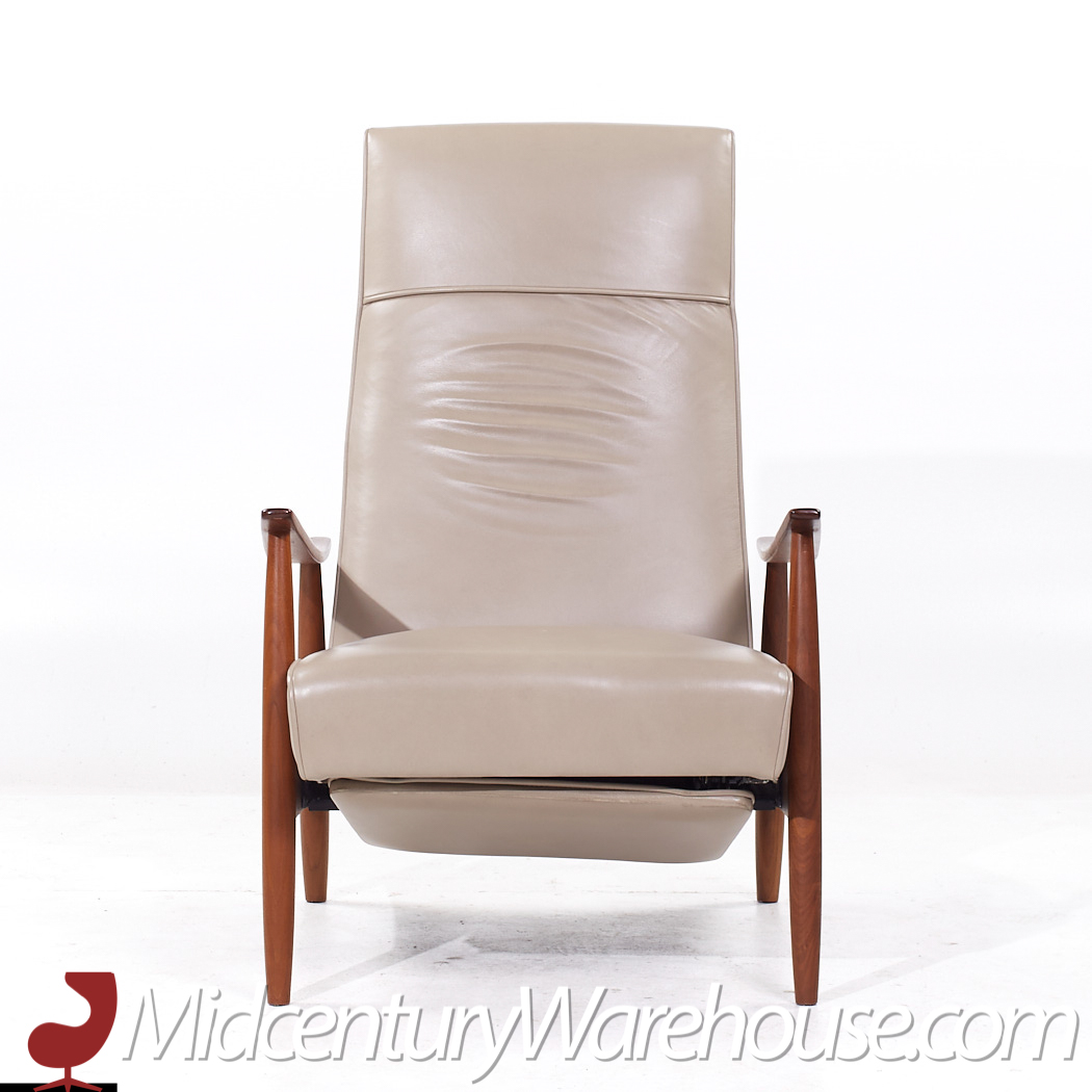 Milo Baughman for Thayer Coggin Leather and Walnut Lounge Chair Recliner - Pair