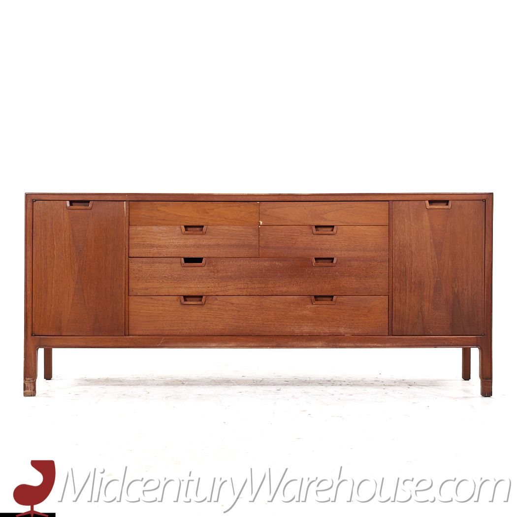 Mount Airy Janus Walnut 14 Drawer Lowboy Dresser