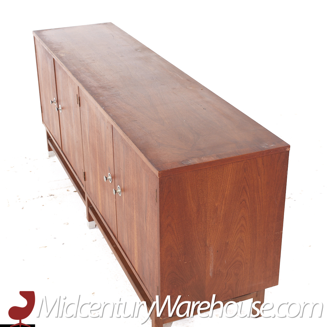 Stanley Mid Century Walnut Credenza and Hutch