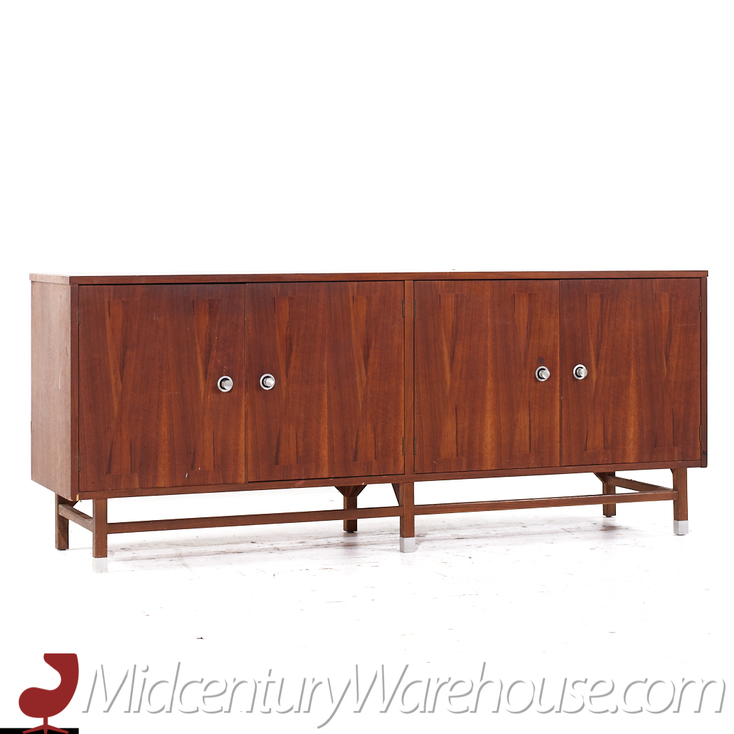 Stanley Mid Century Walnut Credenza and Hutch