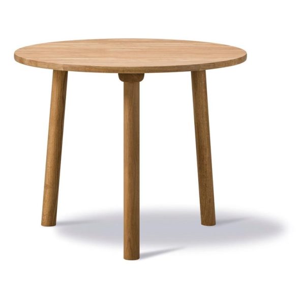 Taro Dining Table - Round by Jasper Morrison for Fredericia