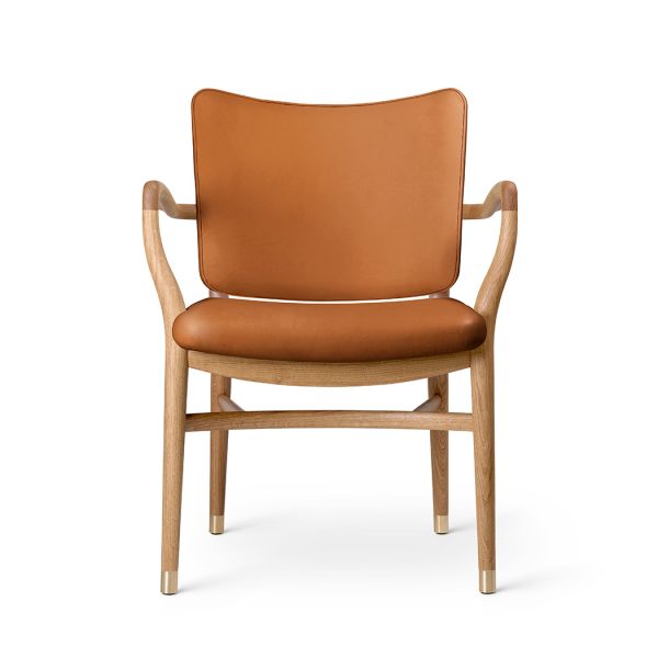 Vla61 Monarch Chair by Vilhelm Lauritzen for Carl Hansen