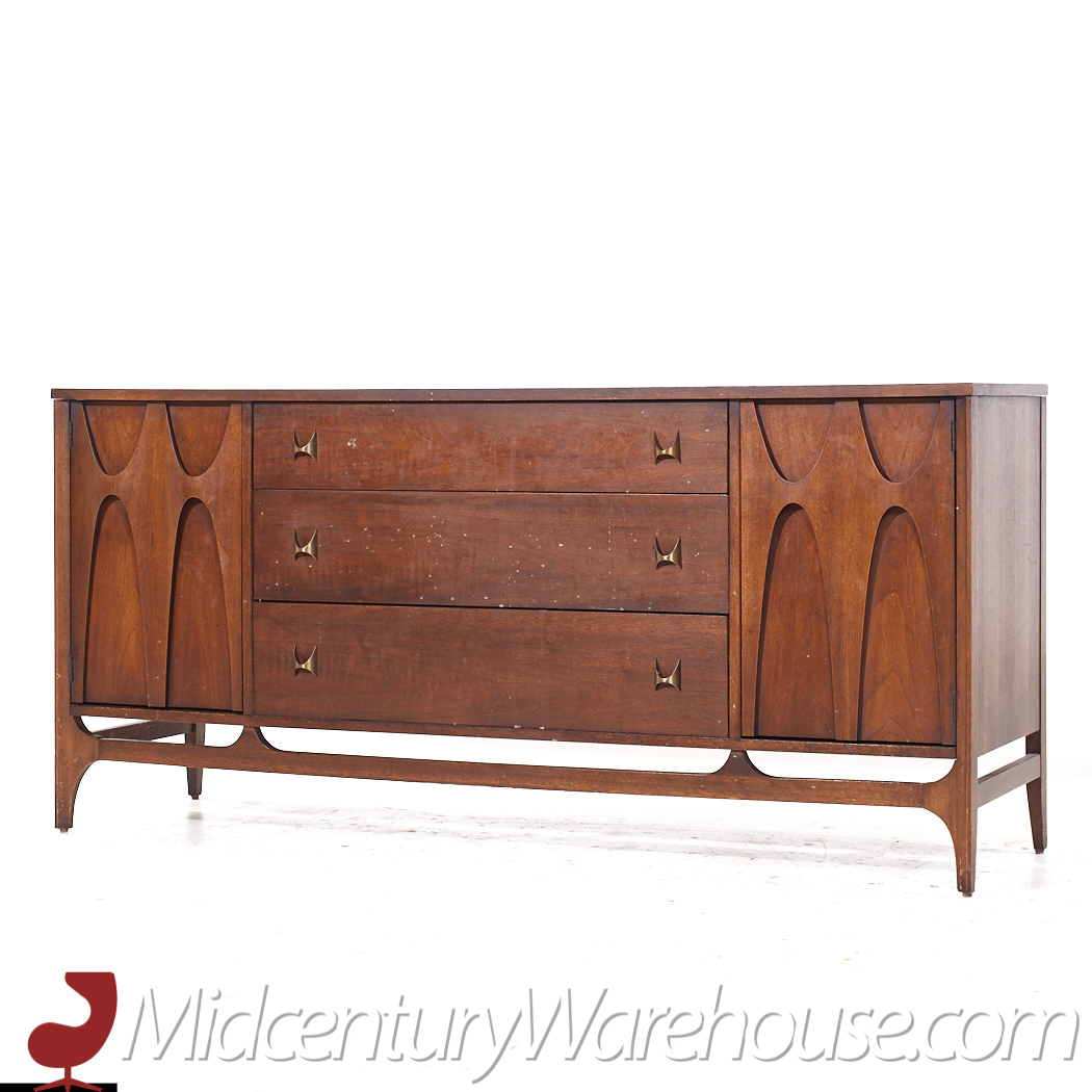 Broyhill Brasilia Mid Century Walnut 66 Inch Credenza