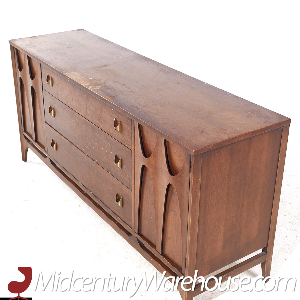 Broyhill Brasilia Mid Century Walnut 66 Inch Credenza