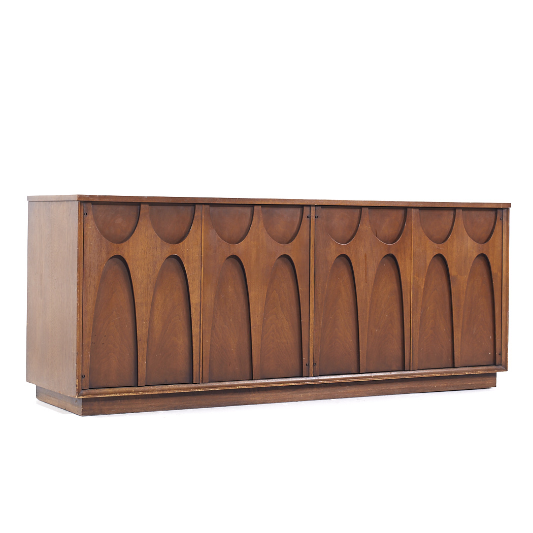 Broyhill Brasilia Mid Century Walnut Credenza