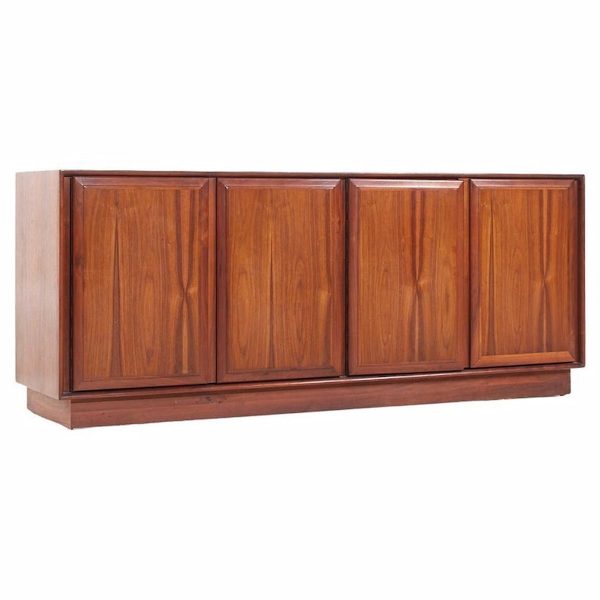 Dillingham Mid Century Walnut Credenza