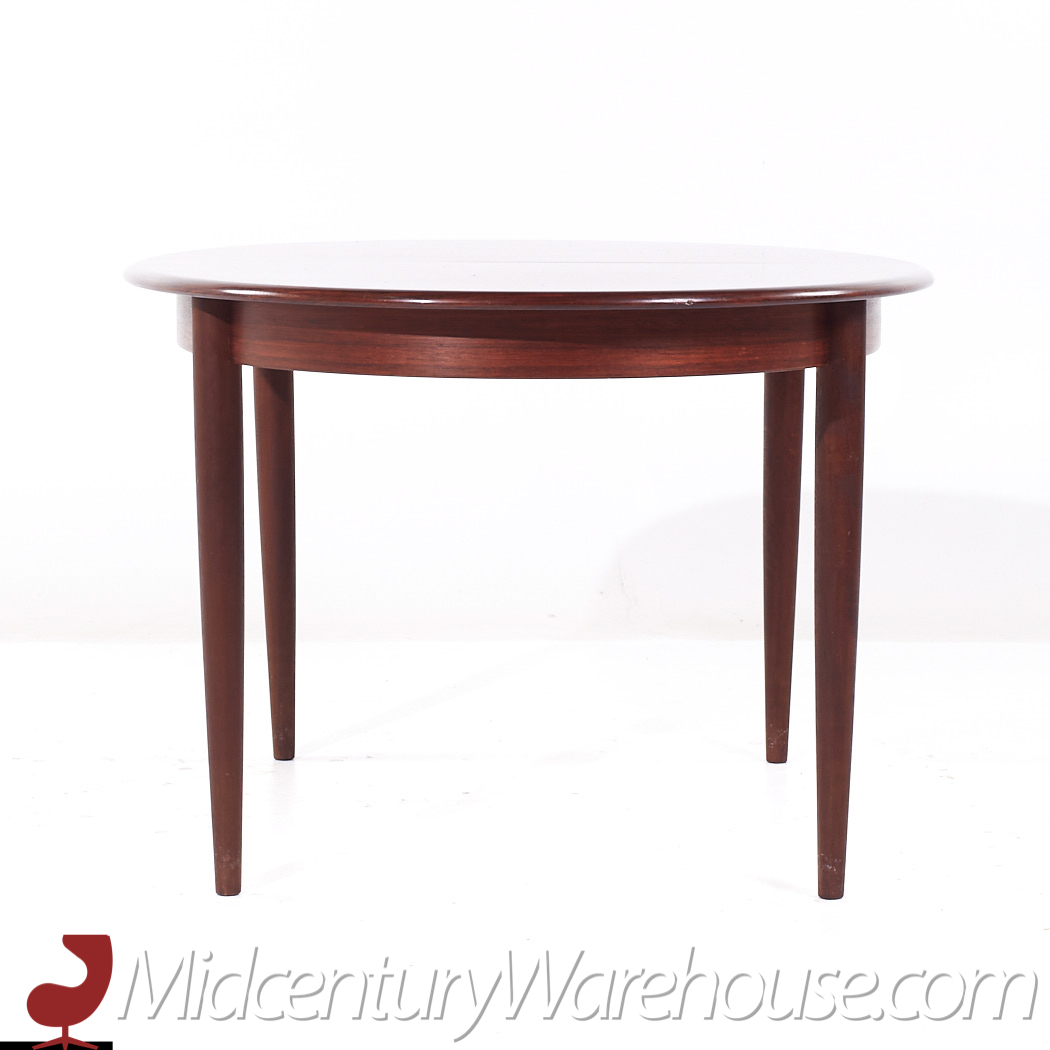 Gudme Møbelfabrik Mid Century Danish Rosewood Expanding Dining Table with 2 Leaves