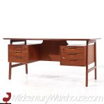 Gunni Omann for Omann Jun Møbelfabrik Model 75 Mid Century Danish Teak Desk