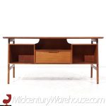 Gunni Omann for Omann Jun Møbelfabrik Model 75 Mid Century Danish Teak Desk